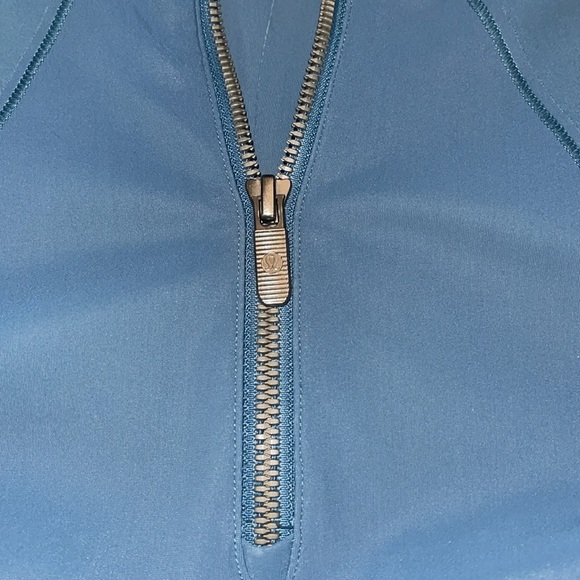 Like New Lululemon Define Dress in Blue large/Xl - Picture 10 of 13